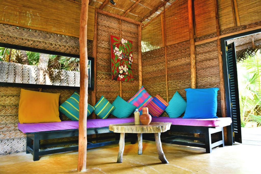 ปาลัคมาบีช Hotel Etalai ภายนอก รูปภาพ